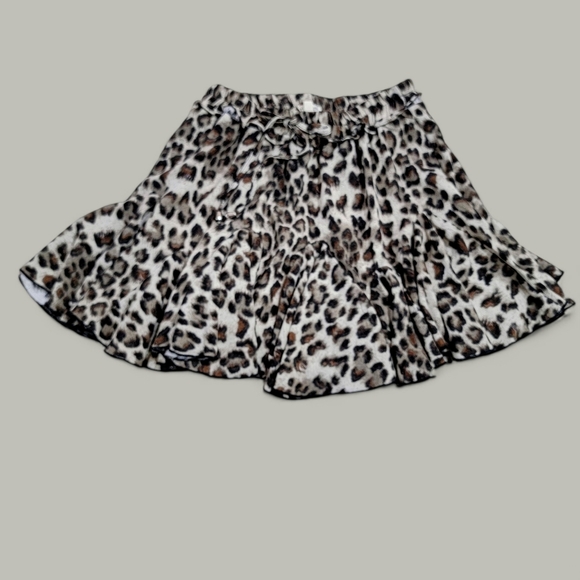 NEW Main Strip Turn up the Sass Skort Leopard ruffled Mini skirt Size M - Picture 2 of 16
